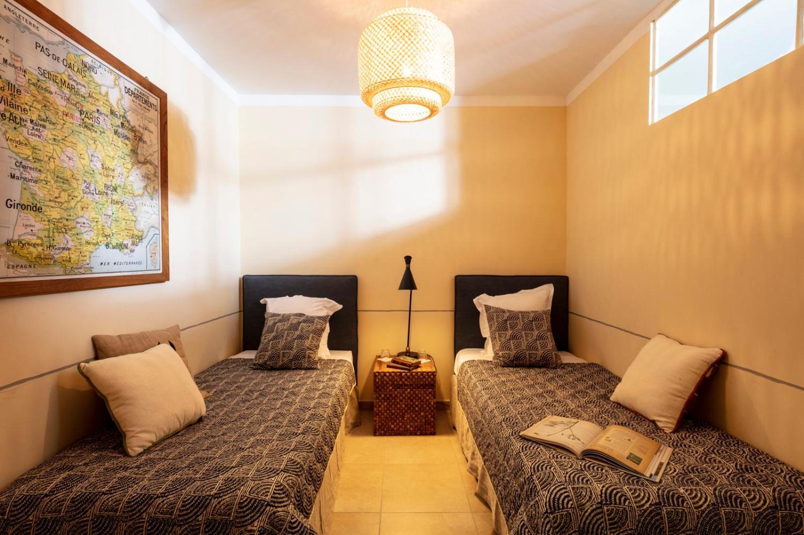 Commanderie De Peyrassol- Bastide De La Rouviere Homestay