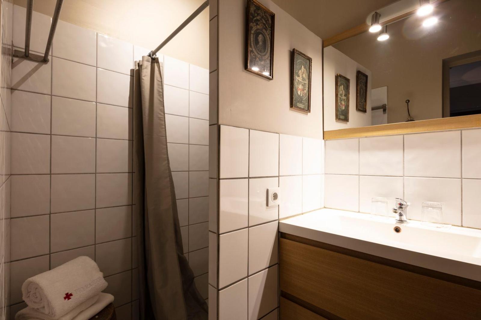 Commanderie De Peyrassol- Bastide De La Rouviere Homestay Flassans-sur-Issole